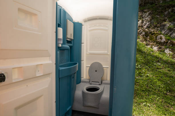 Portable Toilet Options We Offer in Welsh, LA